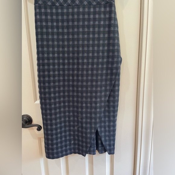 Stunning, navy, red, gray dress - Picture 2 of 6